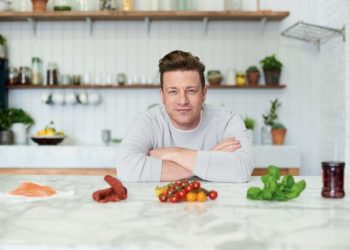 Jamie Oliver, pictured on the front of '5 Ingredients'