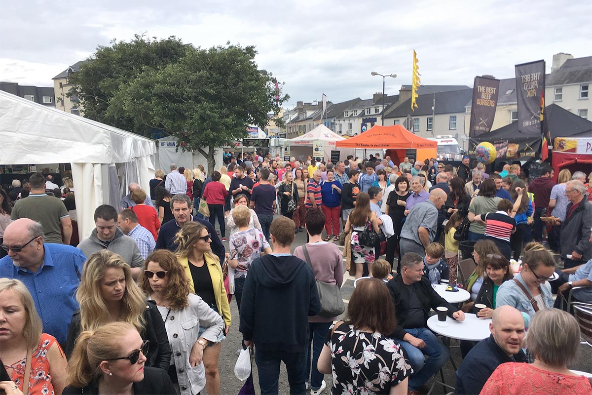 The outdoor market at A Taste of Donegal. Photo: atasteofdonegal.com