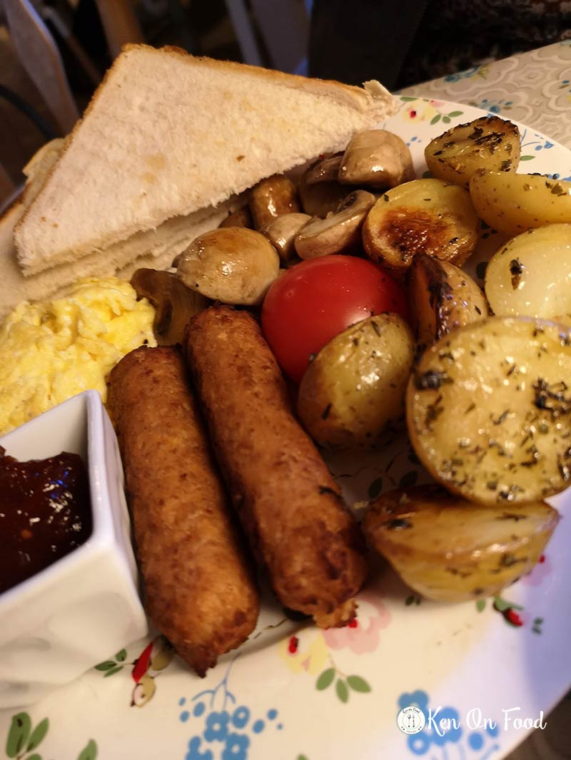 Vegetarian breakfast at Jen's, Kilkenny.