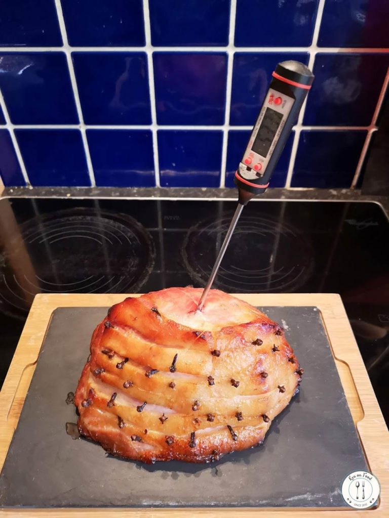 How to roast a pre-cooked ham