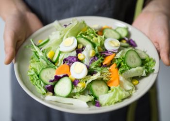 Fresh salad. Photo: Buenosia Carol/Pexels