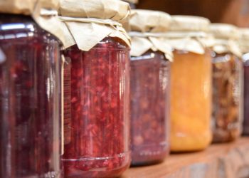 Fermenting jars, fermentation.