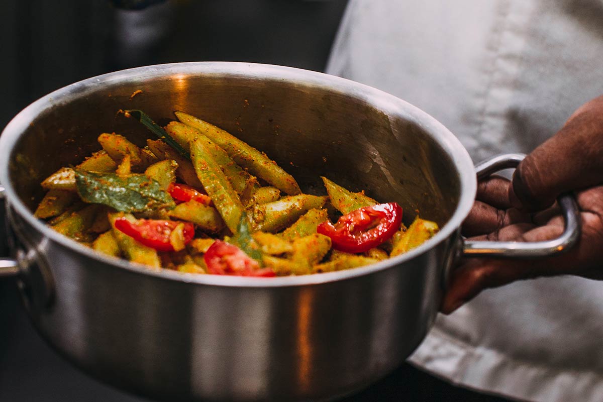 A curry being prepared in a restaurant. Photo: Rachel Claire / Pexels