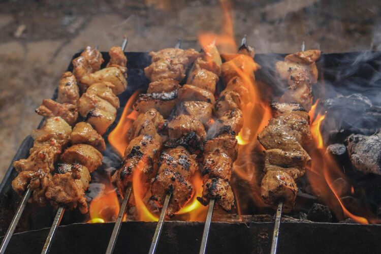 Grilled skewers. Photo: Samer Daboul / Pexels
