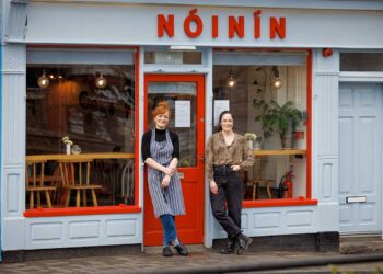 Sisters Sinéad and Maeve Moclair, outside Nóinín, Kilkenny.